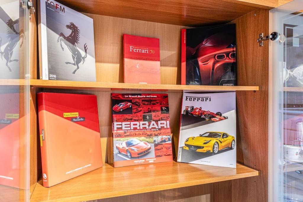 Appartamento Ferrari Museum & Train Station - Il Cavallino Loft Modena Esterno foto